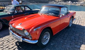 COCHES CLASICOS PARA EVENTOS lleno