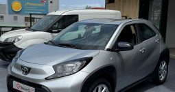 TOYOTA AYGO X- CROSS 1.0 VVT Play