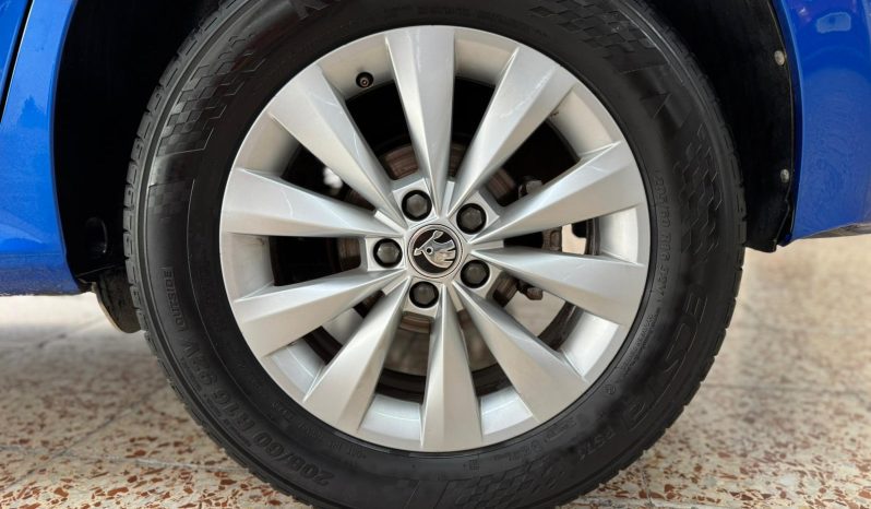 Skoda Kamiq 1.0TSI 110CV Emotion lleno