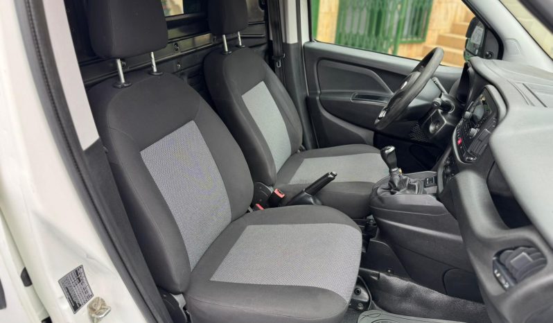 Fiat Dobló Cargo 1.3 Multijet lleno