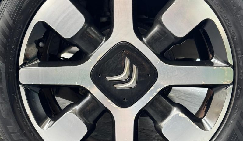 CITROËN C4 CACTUS SHINE 1.2 84CV lleno