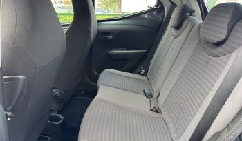 Toyota Aygo 1.0 75CV lleno