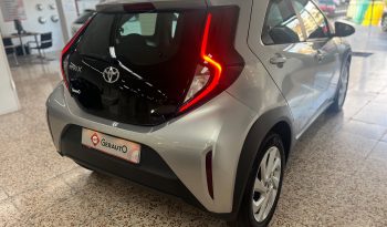 TOYOTA AYGO X CROSS 1.0 VVT Play lleno