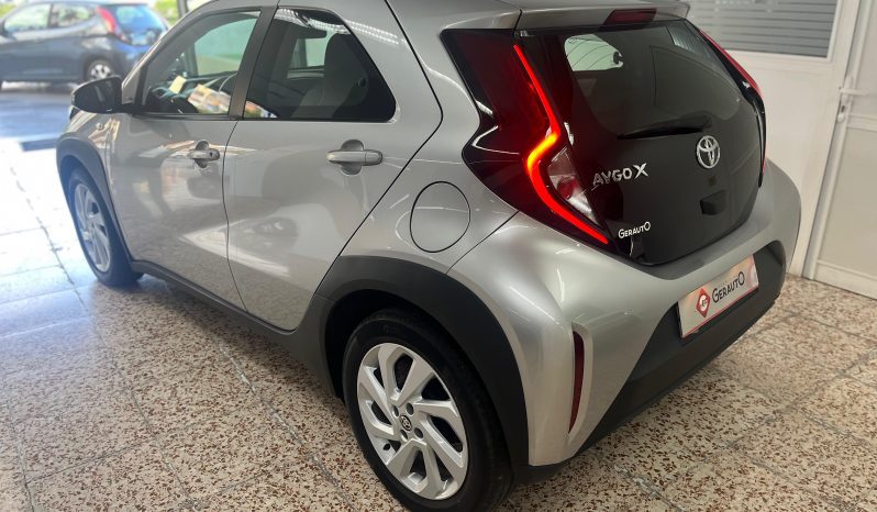 TOYOTA AYGO X CROSS 1.0 VVT Play lleno