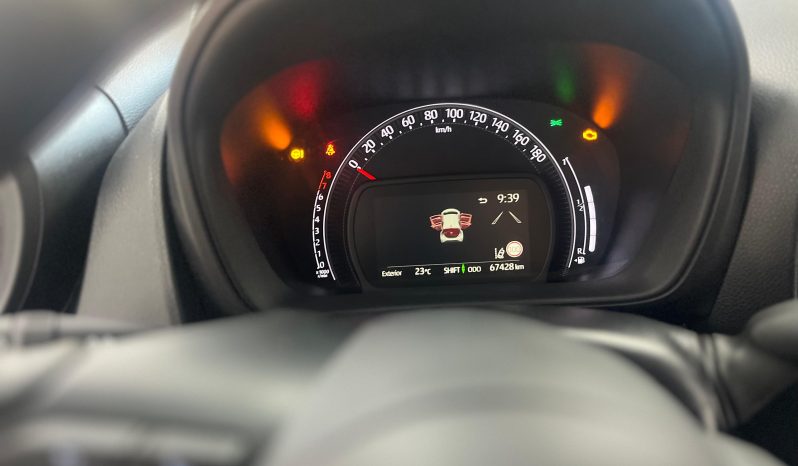 TOYOTA AYGO X CROSS 1.0 VVT Play lleno