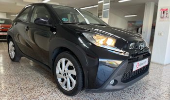 TOYOTA AYGO X CROSS 1.0 VVT Play lleno