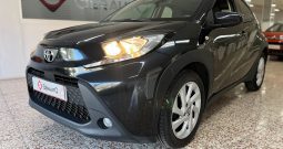 TOYOTA AYGO X CROSS 1.0 VVT Play