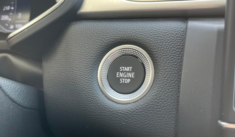 Renault Captur Intens TCe 103 kW (140 CV) Micro Híbrido lleno