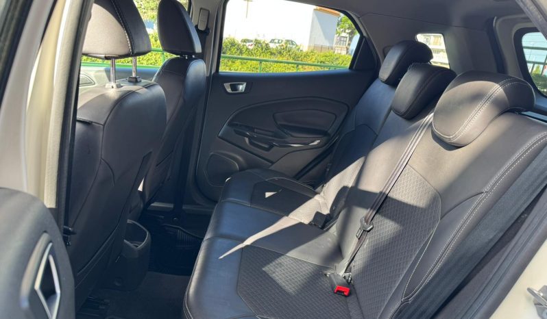 Ford Ecosport 1.0 EB 125CV Titanium lleno