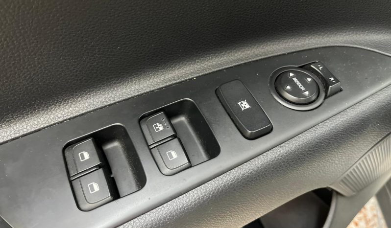 Kia Stonic Concept  1.0 T-GDi Tecno 100cv lleno