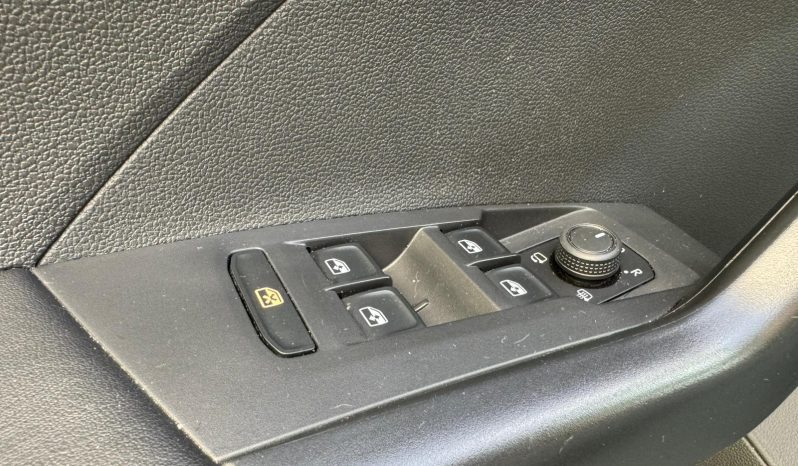 Volkswagen T-Cross Advance 1.0 TSI 95 cv lleno