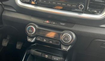 Kia Stonic Concept  1.0 T-GDi 88kW (120CV) MHEV iMT Drive lleno