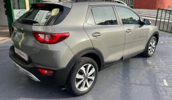 Kia Stonic Concept  1.0 T-GDi 88kW (120CV) MHEV iMT Drive lleno