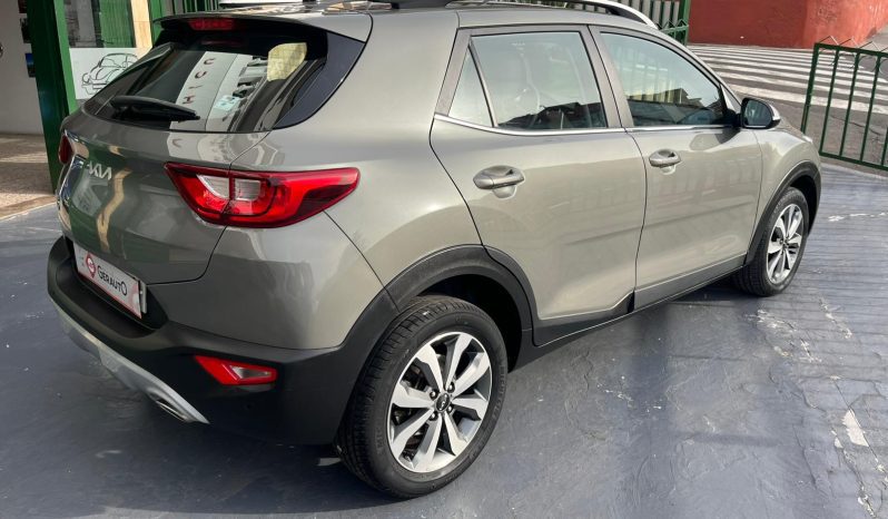 Kia Stonic Concept  1.0 T-GDi 88kW (120CV) MHEV iMT Drive lleno