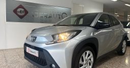 TOYOTA AYGO X- CROSS 1.0 VVT Play