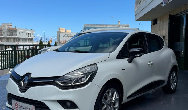 RENAULT CLIO 9539LBH (16)