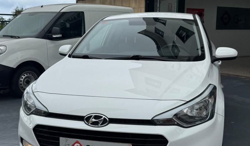 Hyundai i20 KLASS 1.0 T-GDI 100CV ( 74 kw) lleno