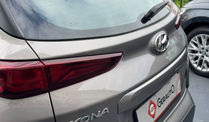 Hyundai Kona Essence 1.0 120cv lleno