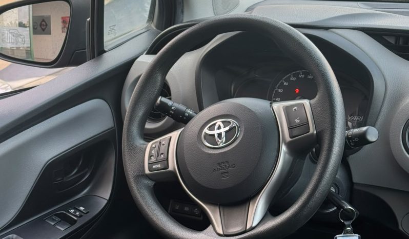 TOYOTA YARIS ACTIVE 1.5 110cv lleno