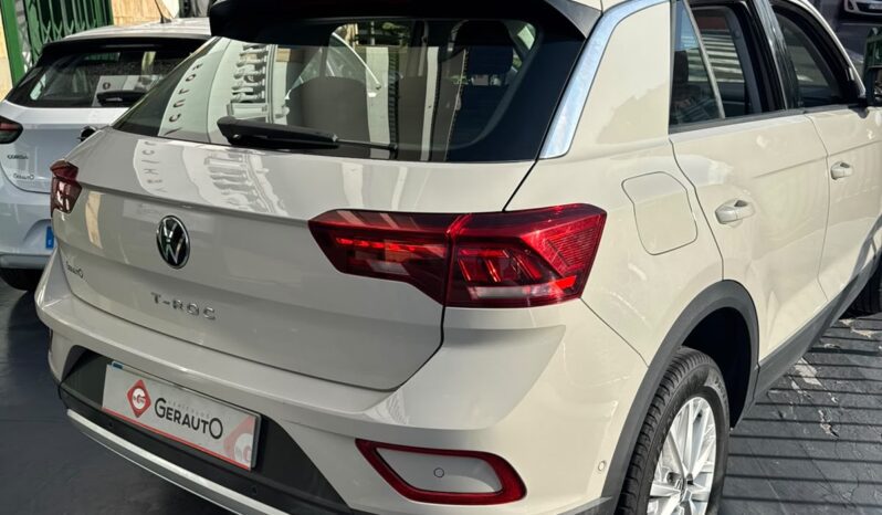 Volkswagen T-ROC CONNET 1.0 110CV lleno